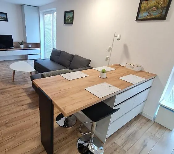 Calvin - Sklenarska 1 Διαμέρισμα Prievidza