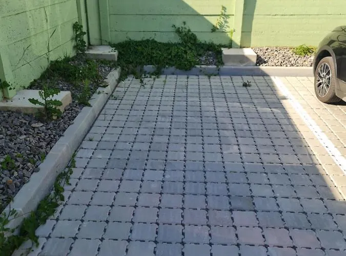 Διαμέρισμα Calvin - Sklenarska 1 *