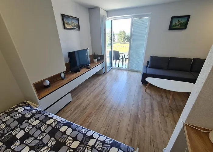 Διαμέρισμα Calvin - Sklenarska 1 Prievidza